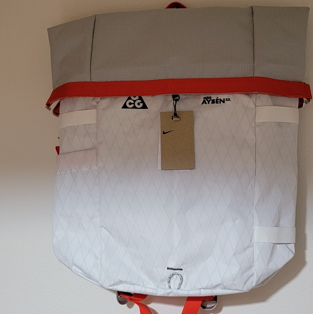 NIKE ACG AYSEN UTILITY BACKPACK